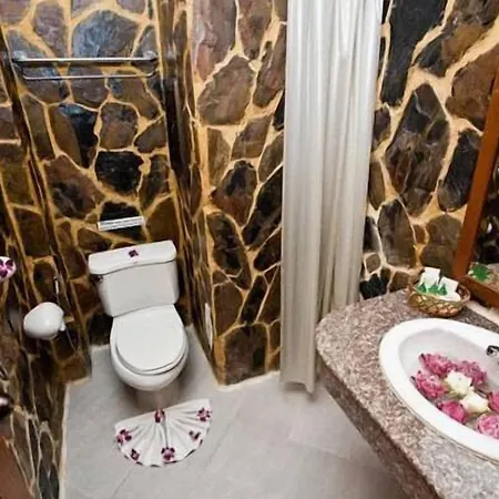 U Tai Tip Guest House-2
